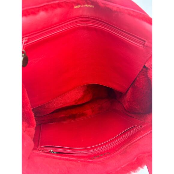 Chanel Mouton Red Suede Shearling Fur Tote✨ - Picture 5 of 9